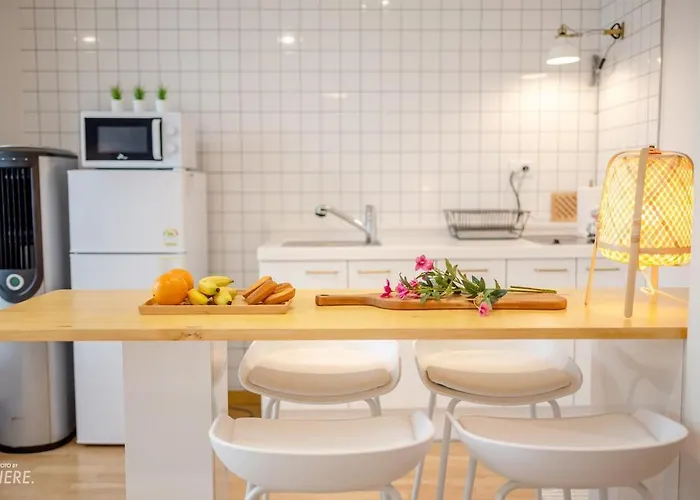 Apartment Lovely Hongik Univ Stn Vol 24