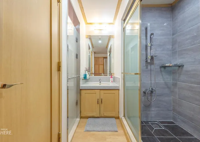 Lovely Hongik Univ Stn Vol 24 Apartment Seoul